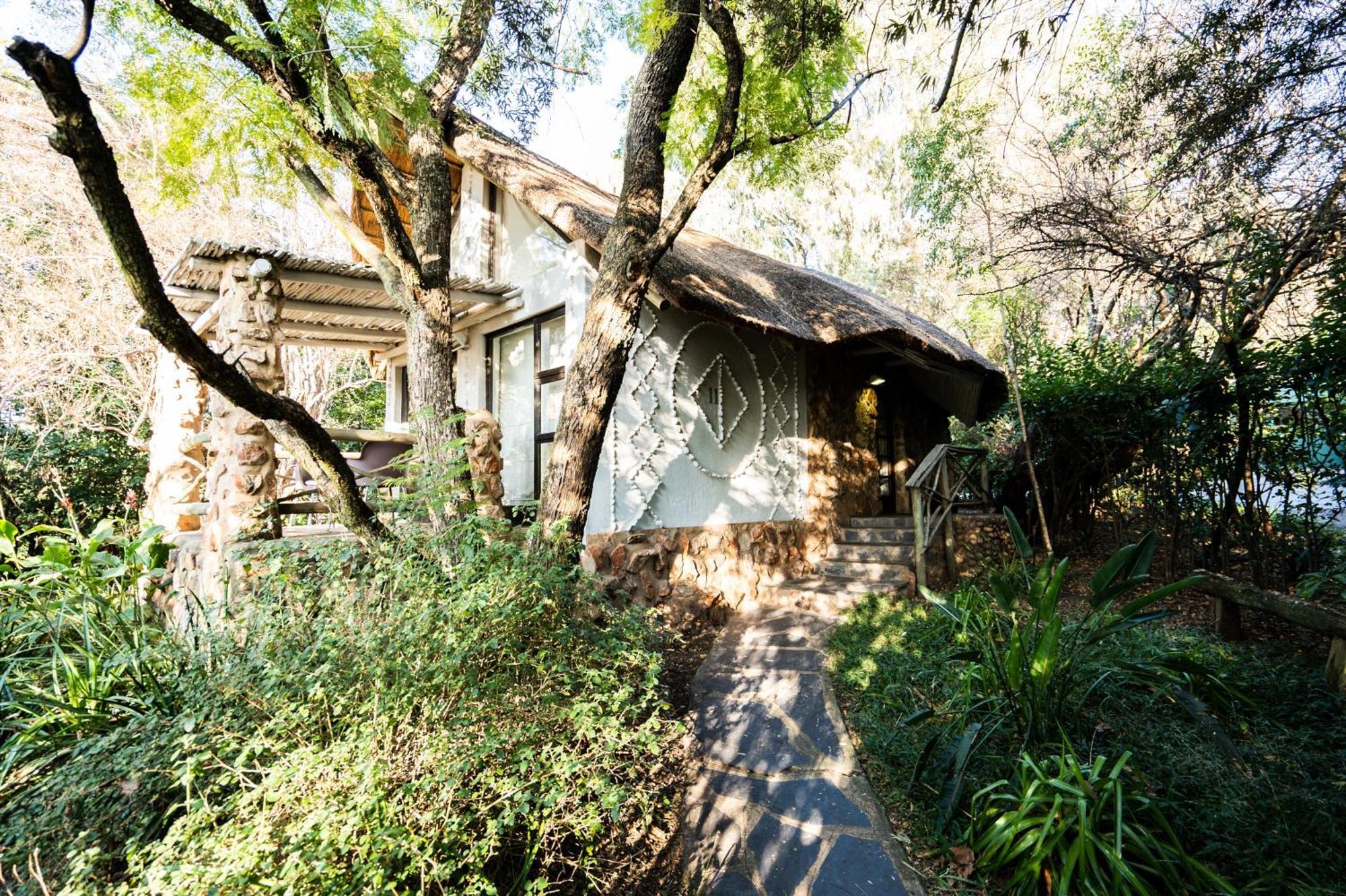 Hakunamatata Lodge & Health Spa/ Wedding & Conference Venue Muldersdrift Exterior foto